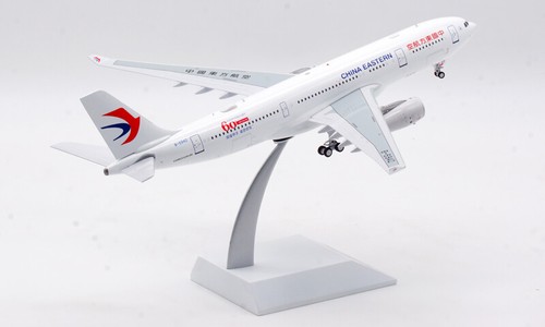 1:200 Aviation CHINA EASTERN AIRBUS A330-200 Passenger Airplane Diecast Model - Picture 3 of 17