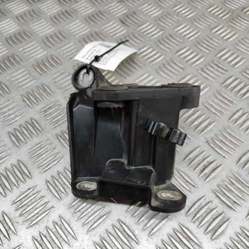 Mercedes-Benz E T-Model S212 ABS-Pumpenhalter A2124301710 2.1 Diesel 125 kW 2014