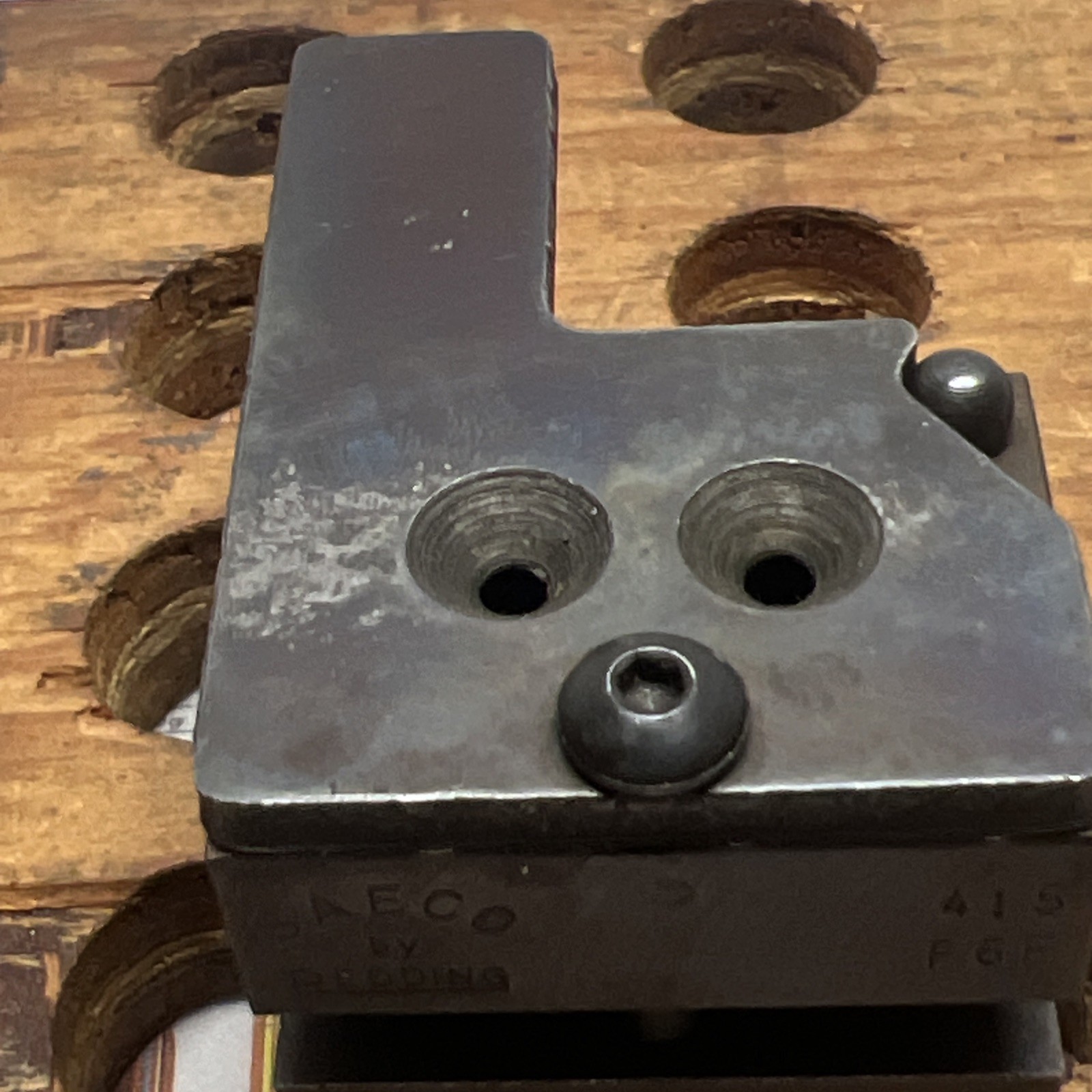 SAECO #415  F6F. 41 REMINGTON CALIBER 220 GR TWO -CAVITY  BULLET MOULD