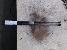 Verin de hayon / de capot Peugeot 108