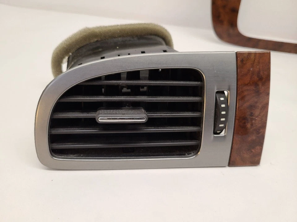 2007 CHEVROLET AVALANCHE 1500  Dash Bezel  Foto 2 de 4