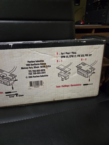 Nuovo Kit di Montaggio Videoregistratore Peerless, Nero Facile Installazione, Limite 50LBS, RN: PM 40/PM 40W - Foto 7 di 9