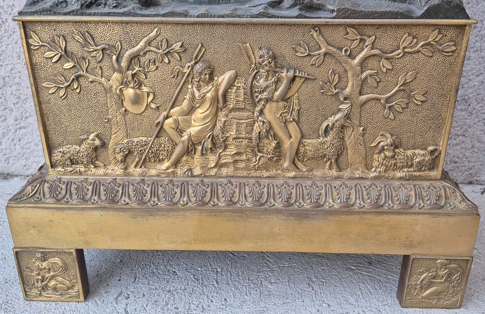 Antique pendule horloge empire en Bronze - A réviser et restauré non fonctionnel - Photo 2/4