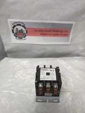SIEMENS,42EF35AJAGV,3-POLE DEFINITE PURPOSE RELAY PRE-OWNED