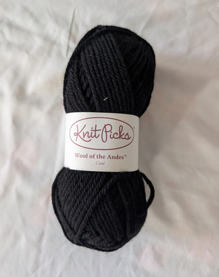 Knit Picks Wool of the Andes Worsted Yarn 100% Peruvian Wool Coal Black Skein