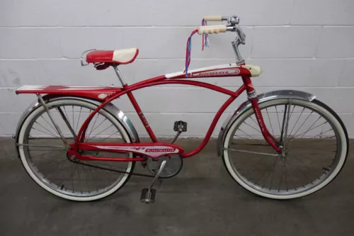 VINTAGE 1960'S AMF ROADMASTER DISCOVERER - TANK BICYCLE 26" WHEELS - GREAT RIDER