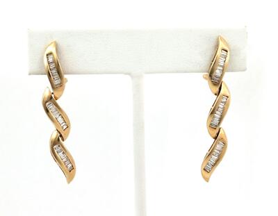 14K Gelbgold Baguette Diamanten 3 Ebenen Ohrhänger LIQUIDATION