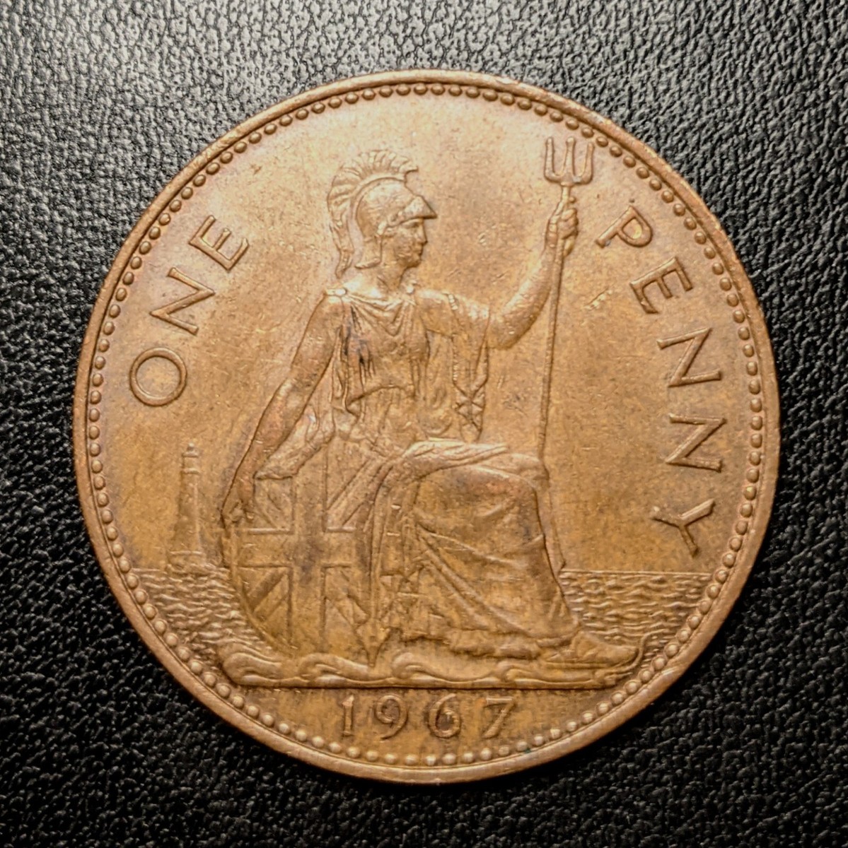 UK England 1967 One Penny Pre-Decimal Queen Elizabeth II