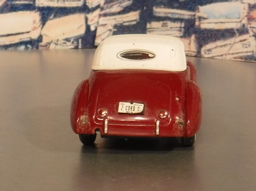 1937 CORD 812 Supercharged By Signature 1/32 Scale Diecast Maroon JUNKYARD - Picture 6 of 12