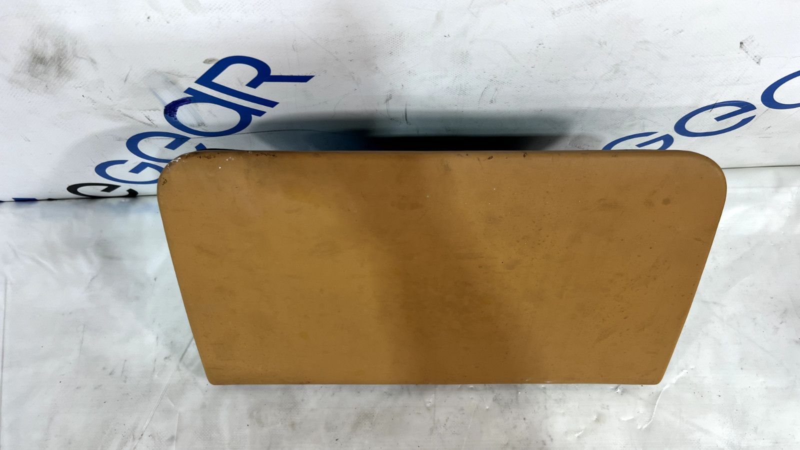 2011 ASTON MARTIN VANTAGE RIGHT DASHBOARD GLOVE BOX DOOR 6G33-C06010-AAW OEM