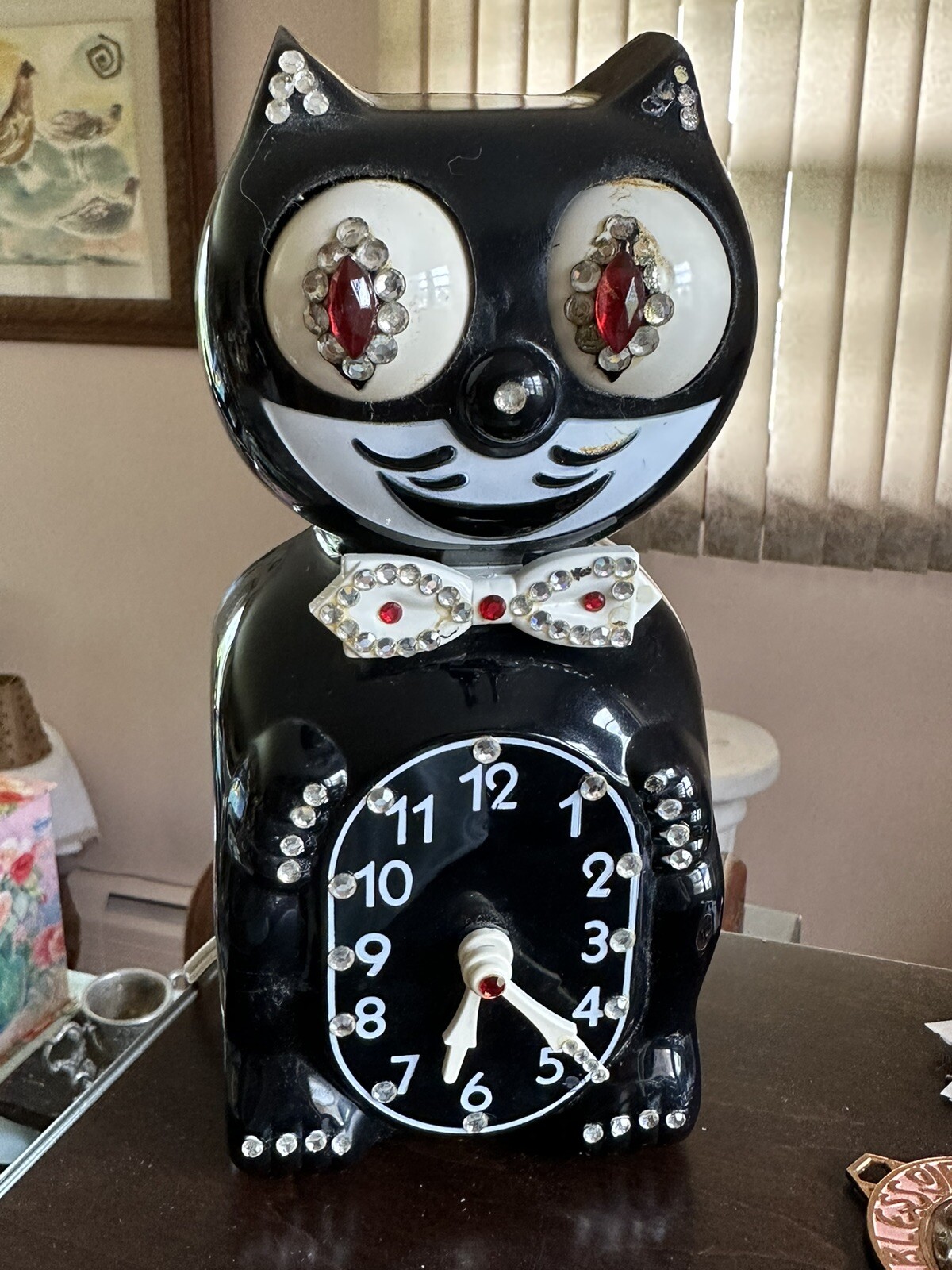 Vintage Original KIT CAT Clock Jeweled Rhinestone KLOCK 1981 Works