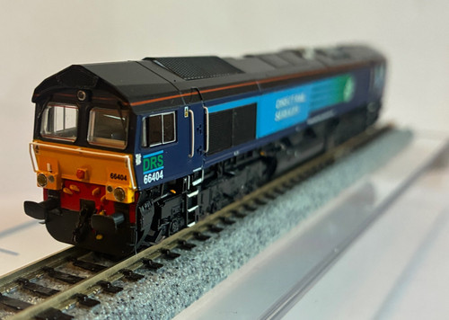 Revolution Trains RT-N66-DRC-404 Class 66 66404 DRS Kompass | Condition: Used