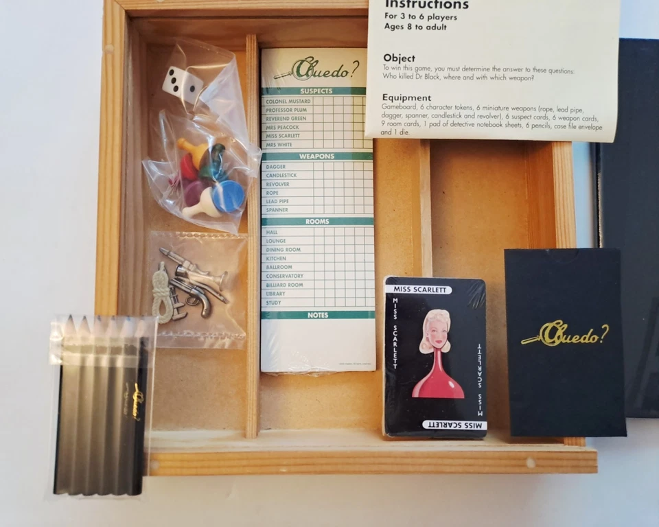 Cluedo the Classic Detective Board Game Nostalgia Edition with Wooden Box 2003 - Image 4 of 4