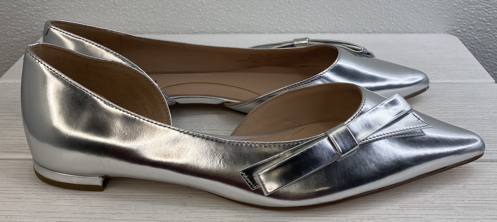 Cole Haan Noella Bow Skimmer Womens Size 7.5 Silver Metallic Leather Ballet Flat
