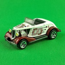 2002 Hot Wheels #074 '33 Ford Roadster Pearl White Trump Cars 5SP Loose