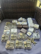 Vtg Lot Of Different Music Box Movement 4 Parts Or Repurpose Samkyo,Narco Etc V9