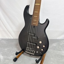 E63 Yamaha Bb735A 5-String Bass