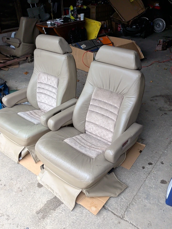 Chevy Van GMC G10 G20 G30 1971-77 cuero asiento con canastilla Vandura de colección Foto 3 de 4