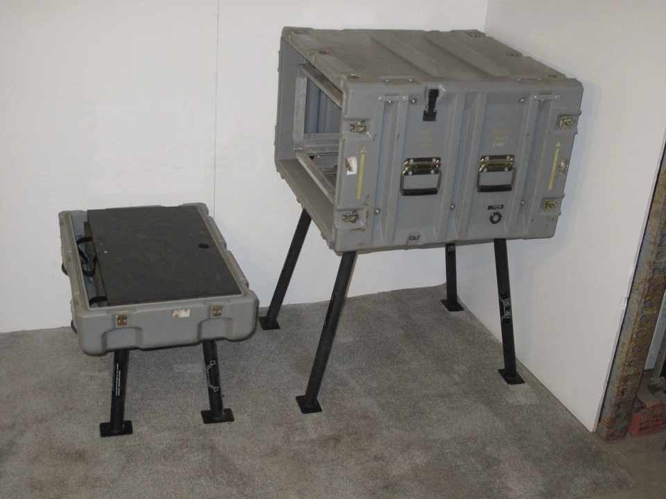 Montaje en rack 06U x25 Hardigg patas clásicas ruedas de equipaje asiento escritorio montaje amortiguador 19" Foto 3 de 4