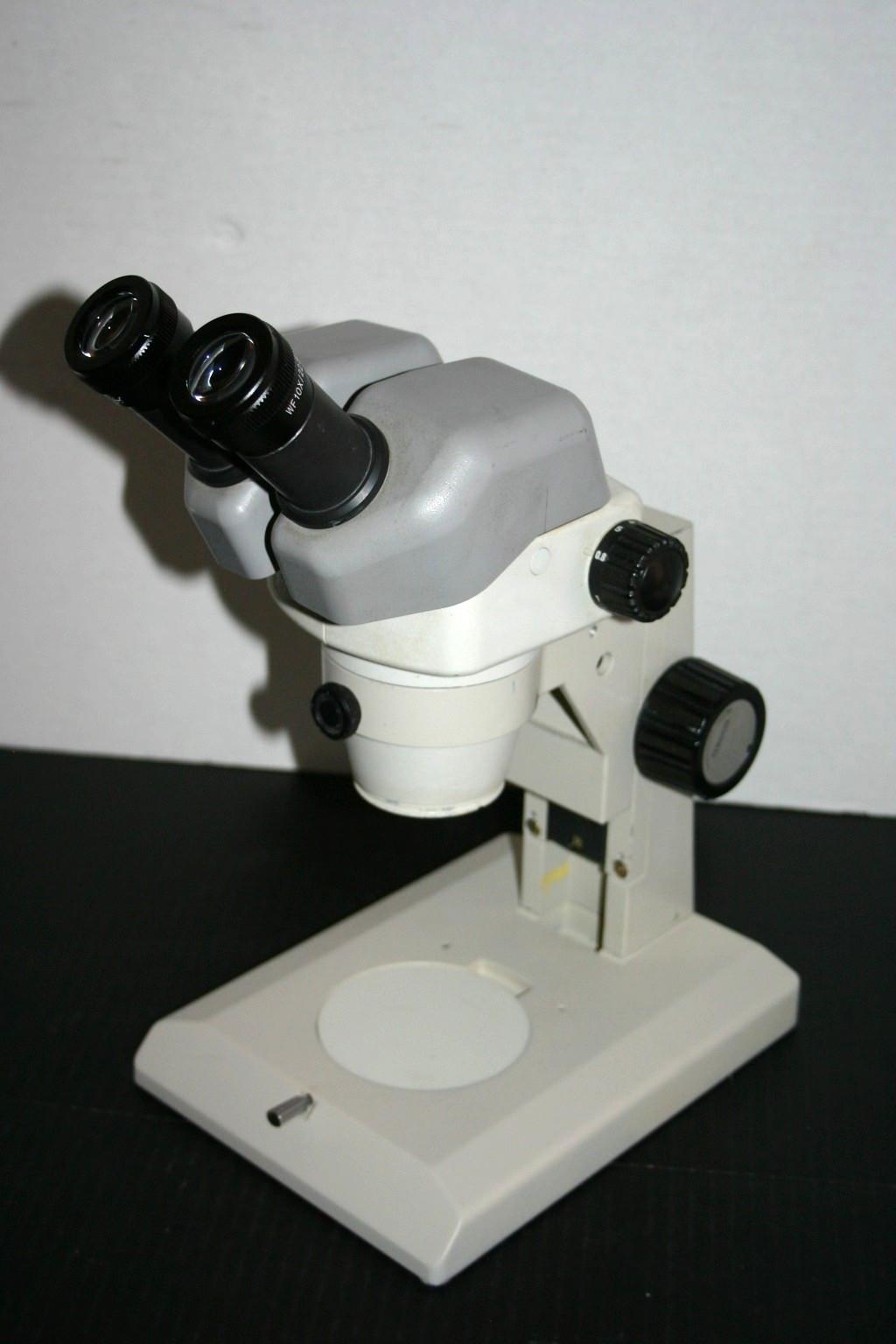 Nikon SMZ-645 Stereozoom Microscope 8-50X on Desktop Stand - Nice