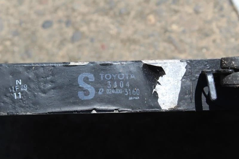 Toyota Sequoia 2005 2006 2007 transmisión enfriador de aceite 4x4 Foto 4 de 4