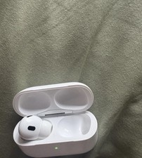 Apple AirPods Pro 2nd Generation Wireless Charge Case