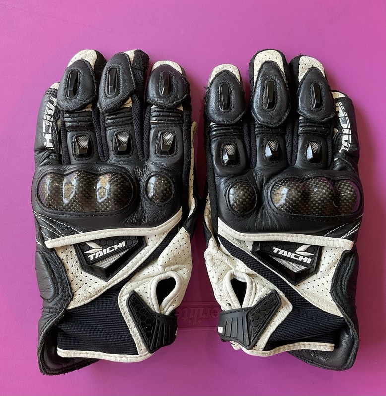 RS Taichi All Season Leather Gloves Touchscreen Raptor RST441 WHITE BLACK M