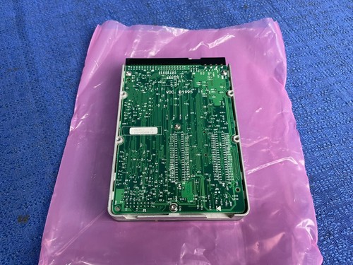 WDAC21000-00H - Western Digital Caviar 1GB 5200RPM EIDE 128KB Cache 3.5-Inch HDD - Picture 8 of 12