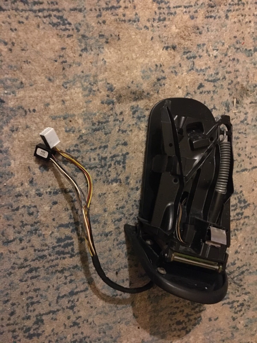 01-07 Mercedes C Class OEM 11 wires Right Mirror Folding Frame  