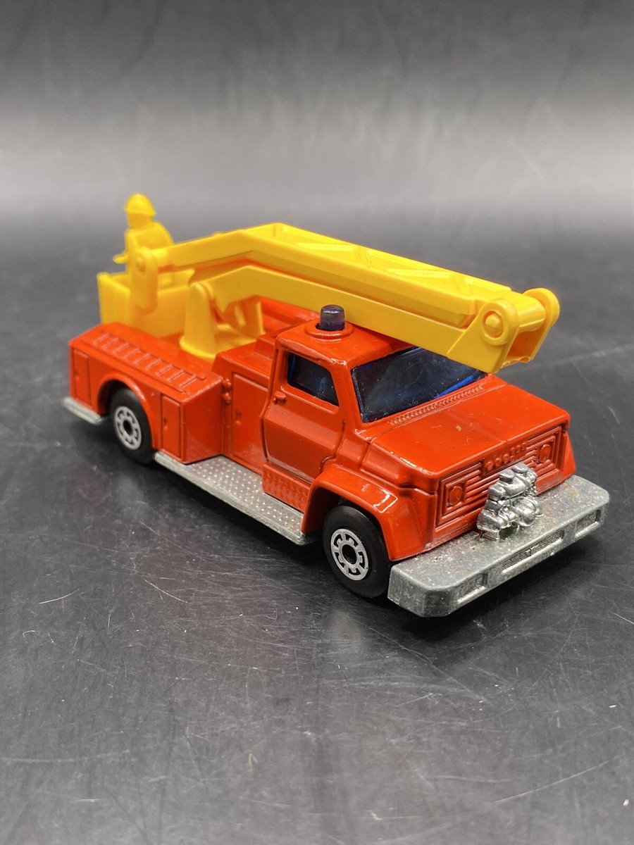 Matchbox Superfast Snorkel Fire Engine #13 Red Ladder Vintage