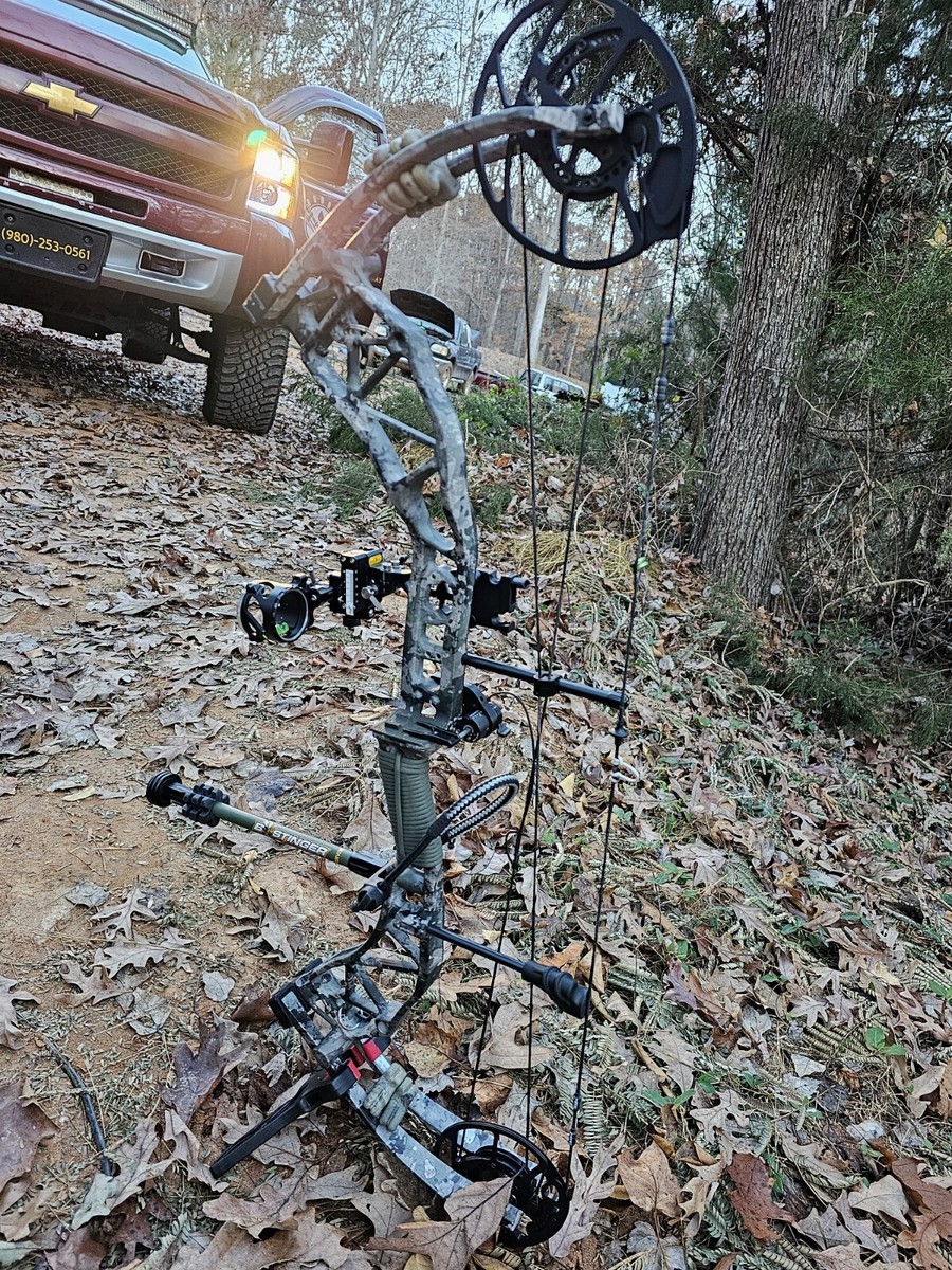 Arc à Poulies Blackout EpicX2 RTH - 70lbs, 27-30" - Neuf, Inventaire Cabela's Montana