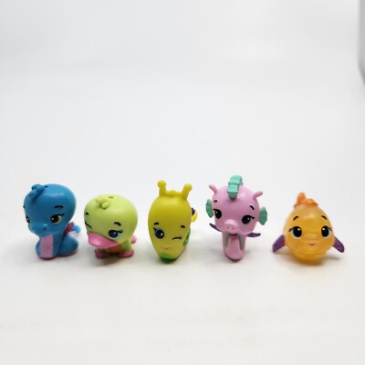 Lot of 5 Ultra Rare Hatchimals Colleggtibles Figures Blue Sandsnake  Pre-owned