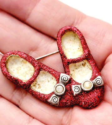 Vintage 1997 Wizard of Oz Ruby Red Slippers Shoes Brooch 1.5'' L