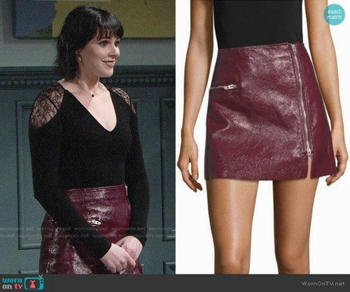 Minifalda BLANKNYC charol sintético cremallera vino tinto 27 $88 borgoña nueva sin etiquetas nueva cremallera - Imagen 2 de 6