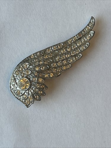 VINTAGE ART DECO KLAR STRASS ENGELSFLÜGEL FORM SILBER POTMETAL KLEID CLIP 2" - Bild 10 von 13