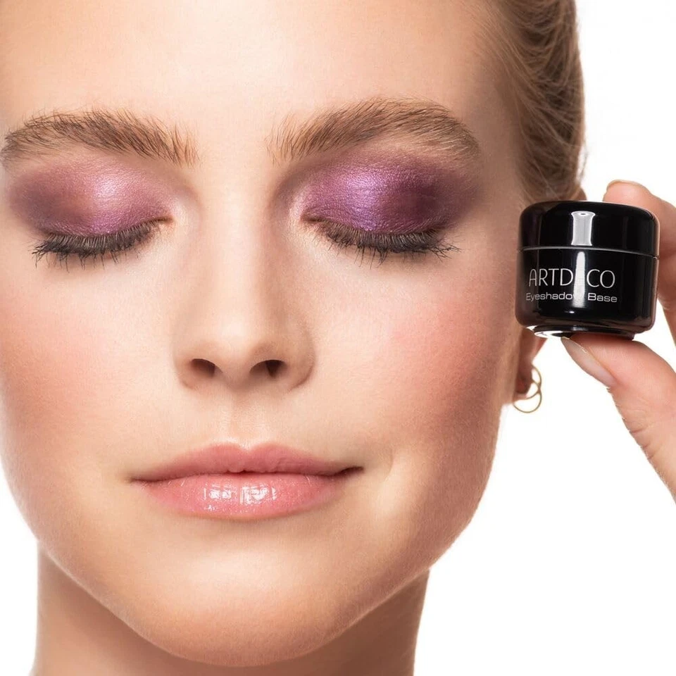 Eyeshadow Base - Extrem haltbarer Eyeshadow Primer – für lebendige Farben und... - Bild 4 von 4