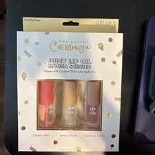 Max Makeup Cherimoya Set Of 3 Lip Oil Juicy Lip Oil Mocha Scented