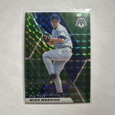 2021 Panini Mosaic #41 Mike Mussina Green Prizm
