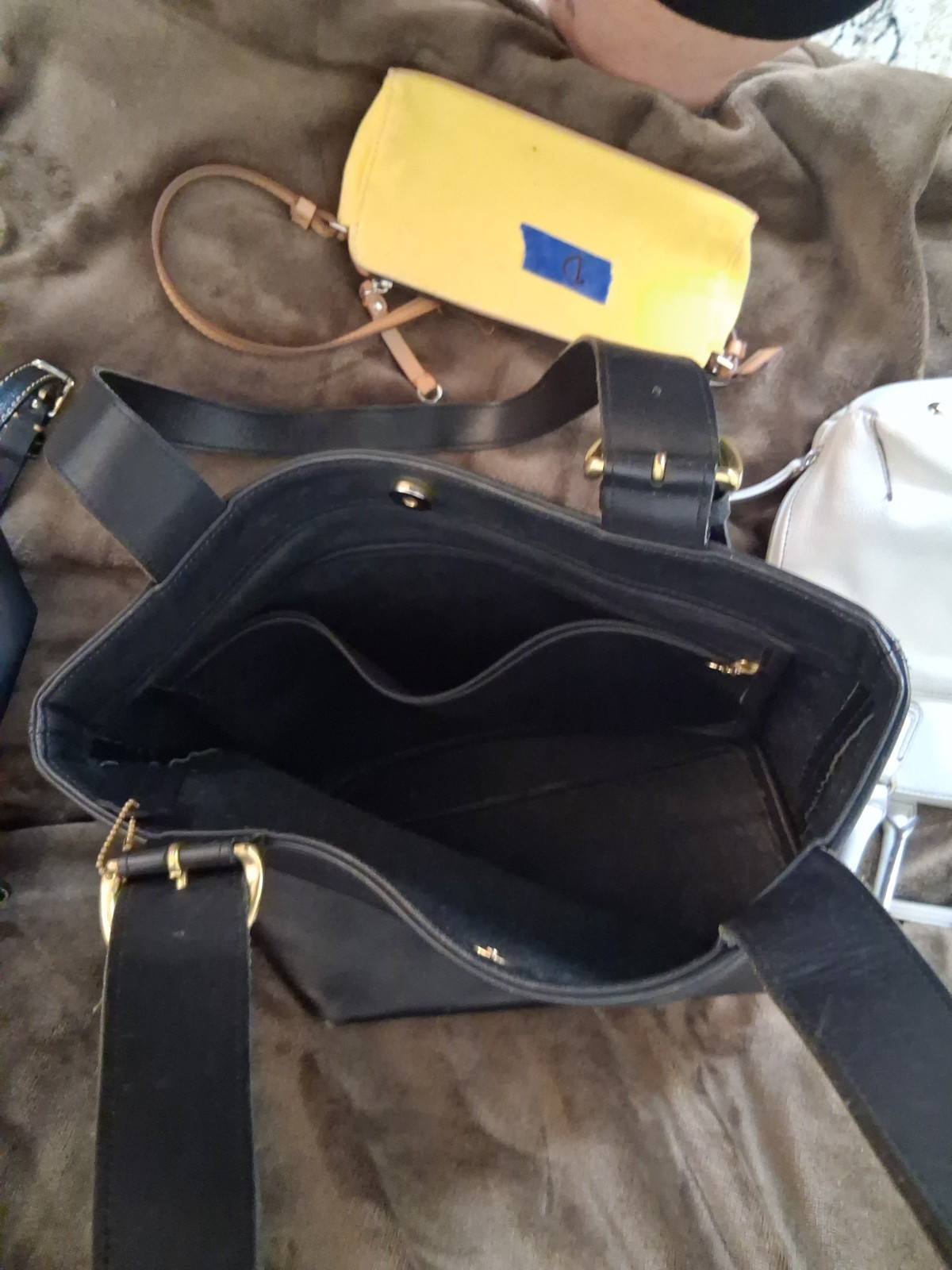 Coach Black Medium Tote Bag Gold Hardware Detachable Strap