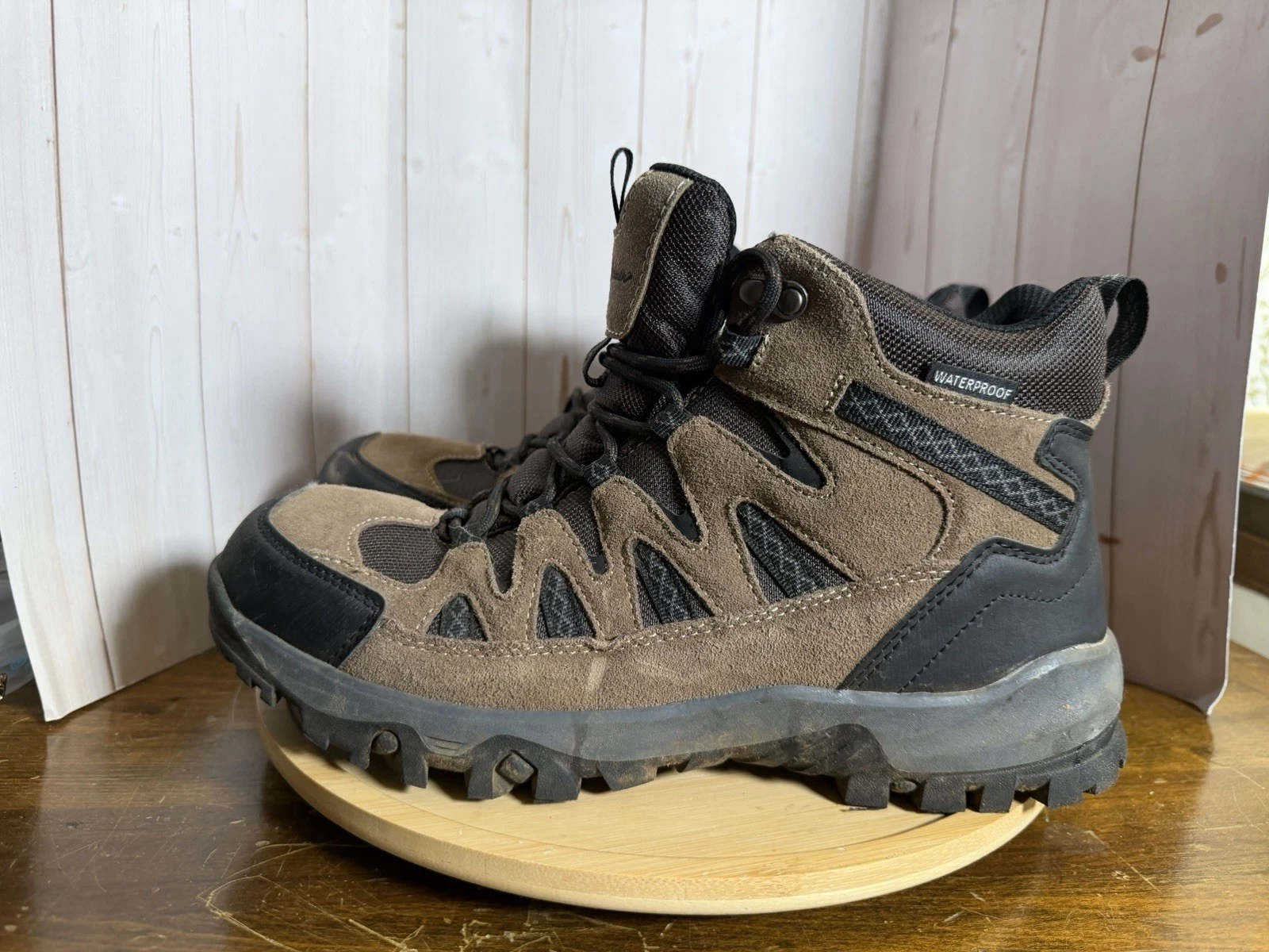 Eddie Bauer Men's 9M Ridgeline Waterproof Boots Suede Brown Hiking Camp work