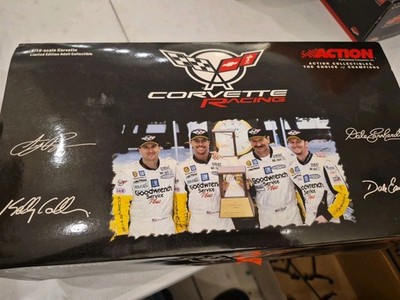 Dale Earnhardt Sr/Jr Andy Pilgrim/Kelly Collins 2001 Corvette C5R Raced Version 