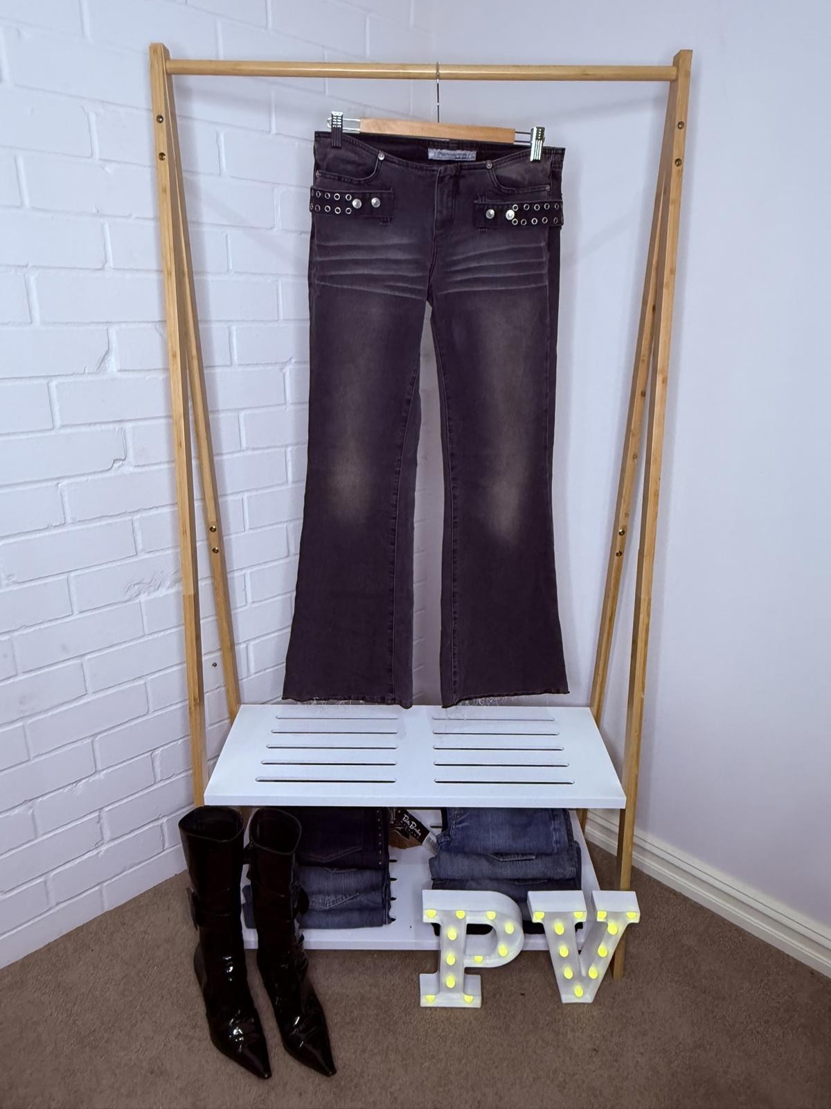 Ultra-Rare Cult Classic Vintage Y2K 'Fornarina' Grommet Goddess  Bootcut Jeans! image 2