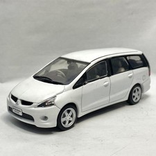 Mitsubishi Grandis 1/43 Domestic Famous Car Collection Model White Mini