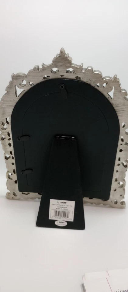 Marco de fotos Treasured Moments catedral 5 X 7 compuesto de madera plateada Foto 2 de 3