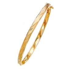 Wellingsale 14k Yellow Gold Satin Diamond Cut Bangle