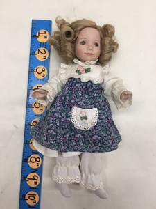 goldilocks doll