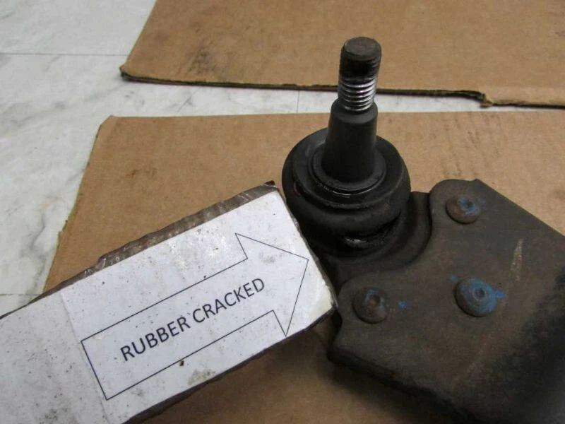  Lower Control Arm Venture 1997 2005 Chevrolet Left Driver Side Front Suspension - Image 3 of 4