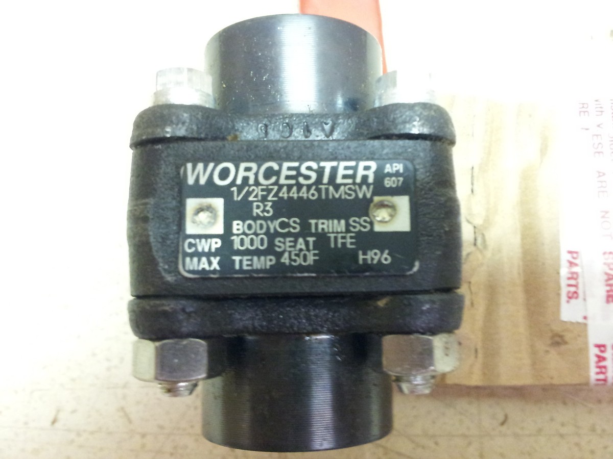 NOS Worcester Series 44 Ball Valve 1/2