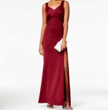 $110 Emerald Sundae Womens Juniors Red Crisscross V-Neck Scuba Gown Dress Size M