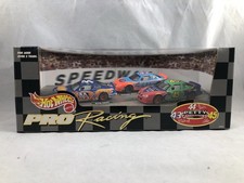 Hot Wheels Pro Racing Petty Generations 3-Car Set 1:64 Kyle Richard Adam Petty